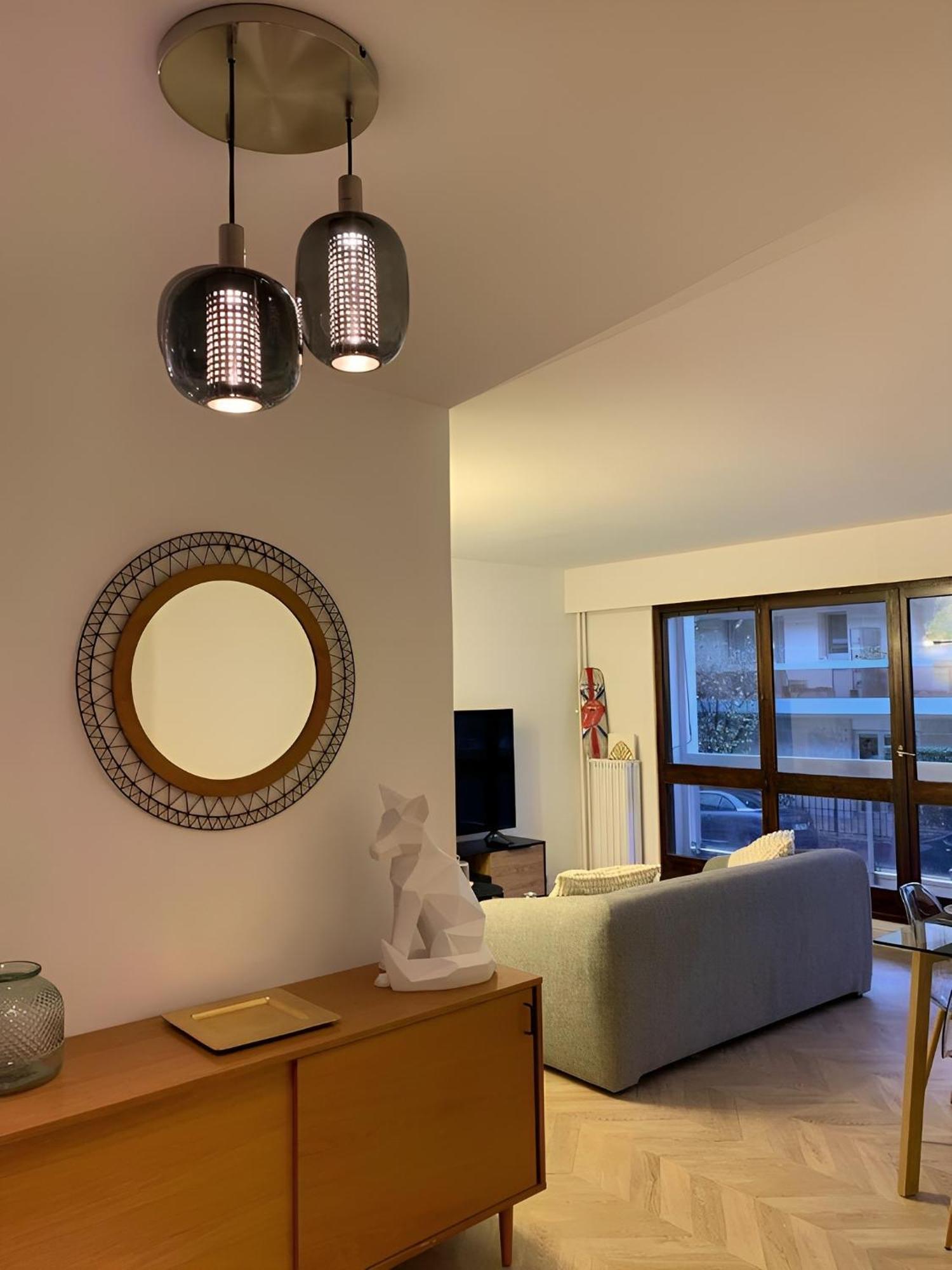 Magnifique Appartement, 3 Min De Paris لوفالوا بيريه المظهر الخارجي الصورة