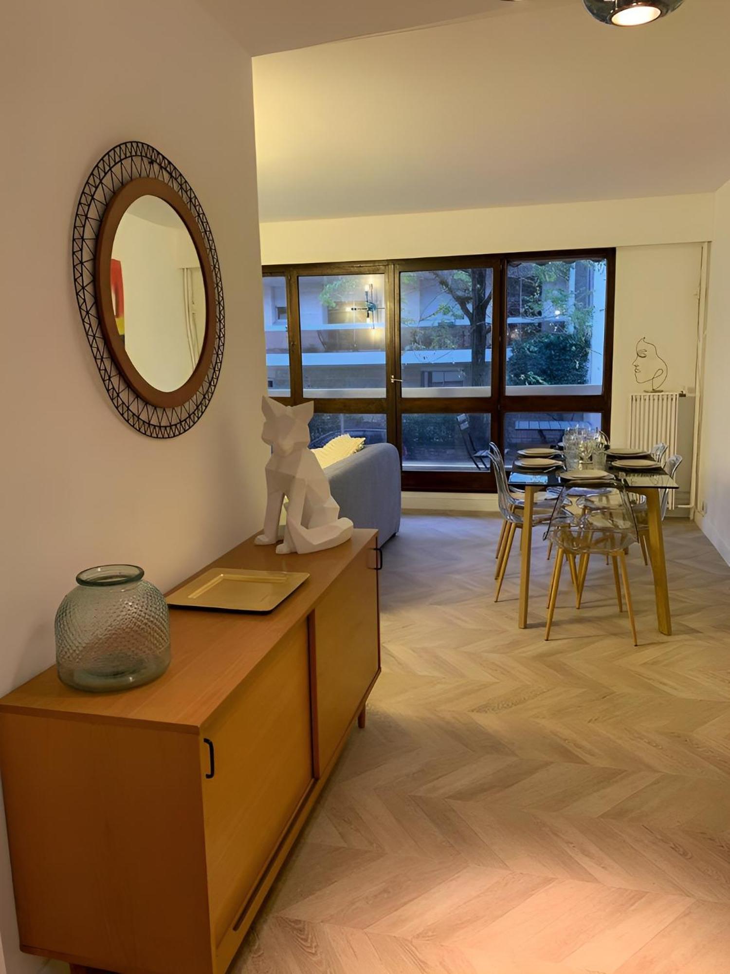 Magnifique Appartement, 3 Min De Paris لوفالوا بيريه المظهر الخارجي الصورة