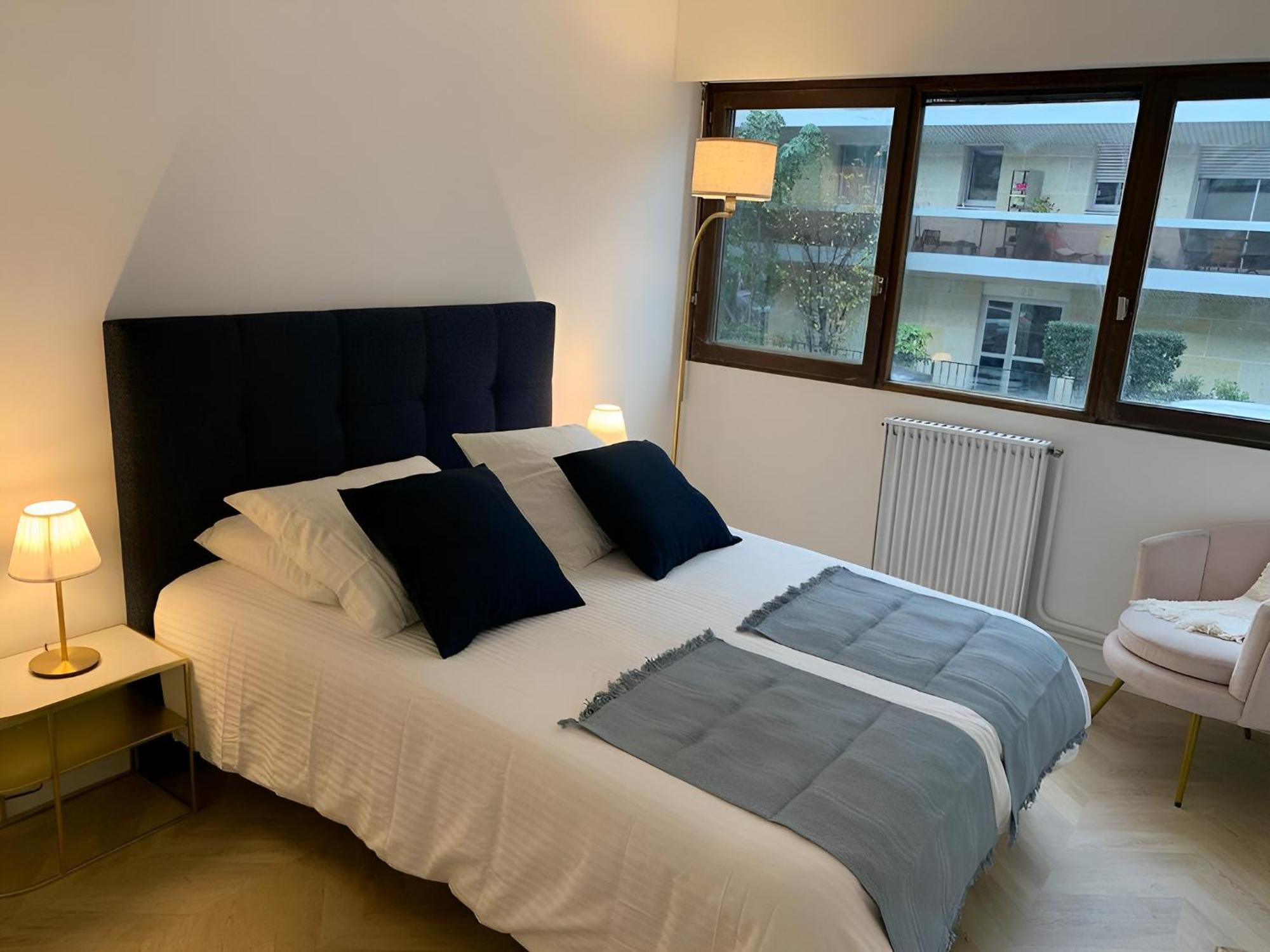 Magnifique Appartement, 3 Min De Paris لوفالوا بيريه المظهر الخارجي الصورة