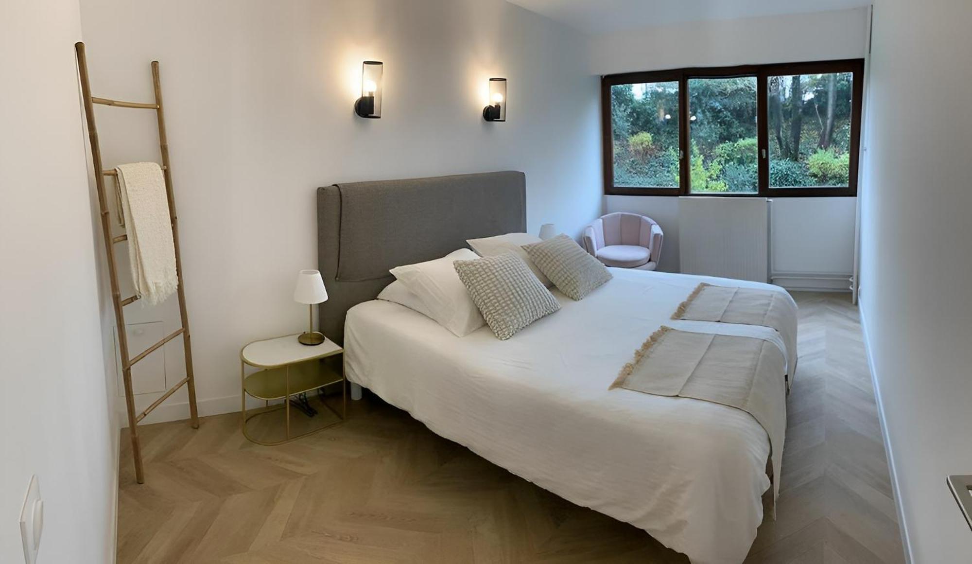 Magnifique Appartement, 3 Min De Paris لوفالوا بيريه المظهر الخارجي الصورة